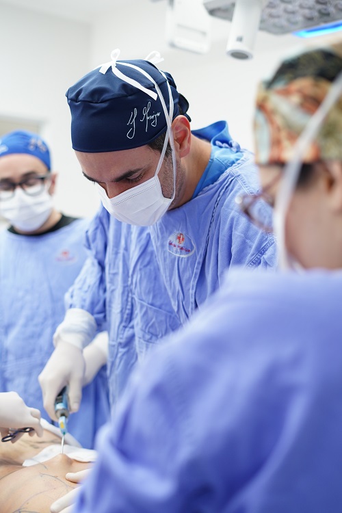 DR. JESER CASTRO